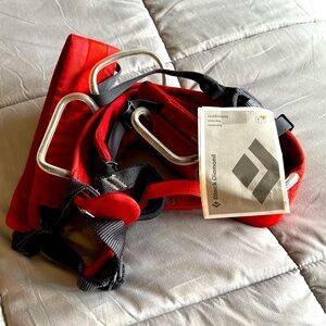 Men’s Black Diamond all-around series Momentum Harness size large